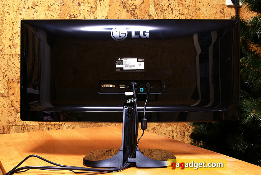 Обзор ультраширокого монитора LG 25UM65-2