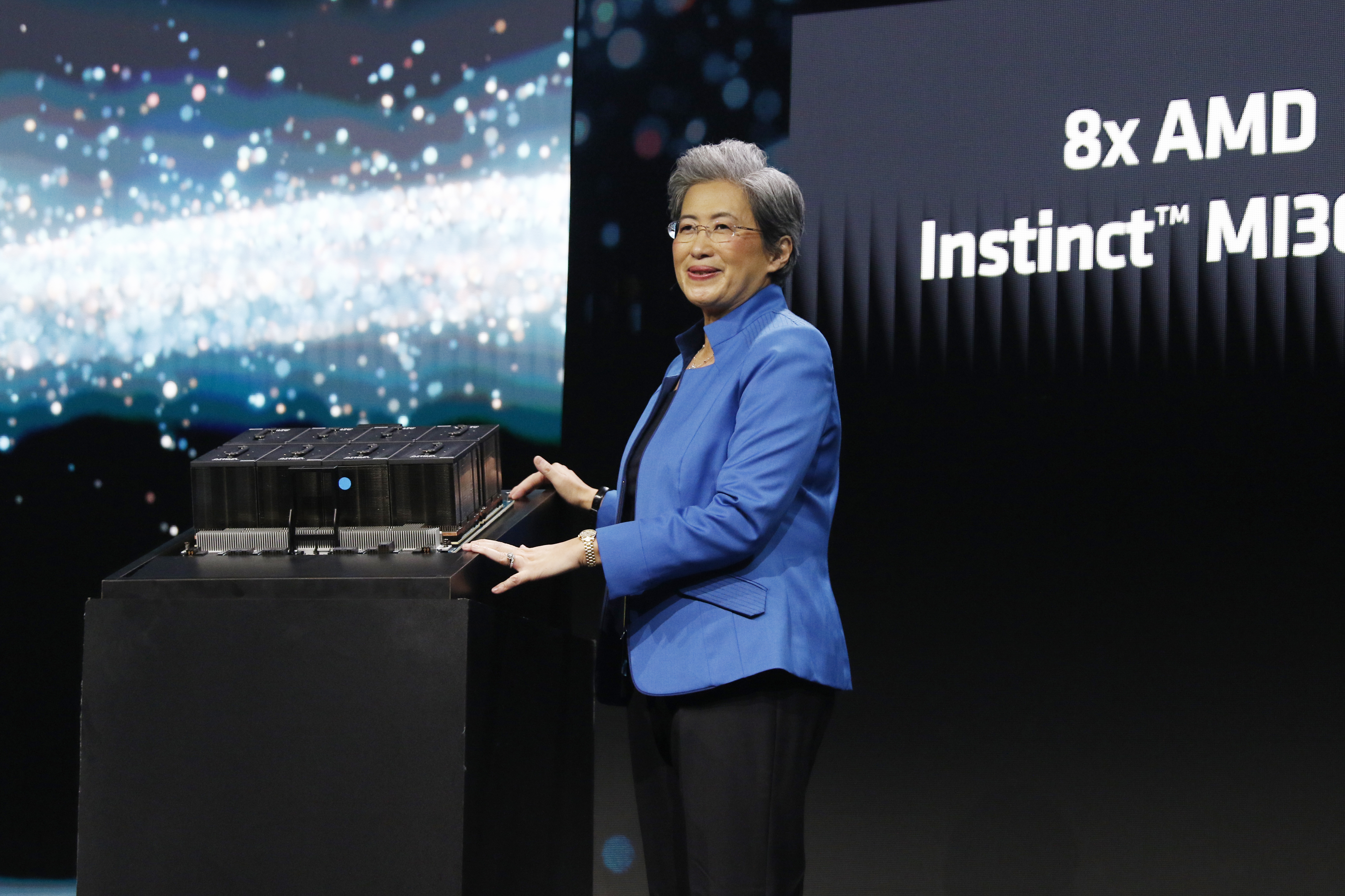 AMD unveiled chips for accelerated artificial intelligence training