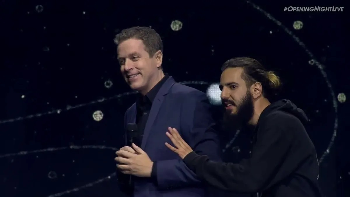 "Білл Клінтон хоче пограти в Grand Theft Auto VI!" - на ігровому шоу Opening Night Live невідомий чоловік вимагав у Rockstar Games негайно випустити гру. І в чому він не правий?