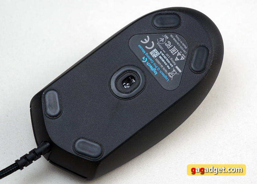 Обзор игровой мышки Logitech G Pro с прицелом на киберспортсменов-9
