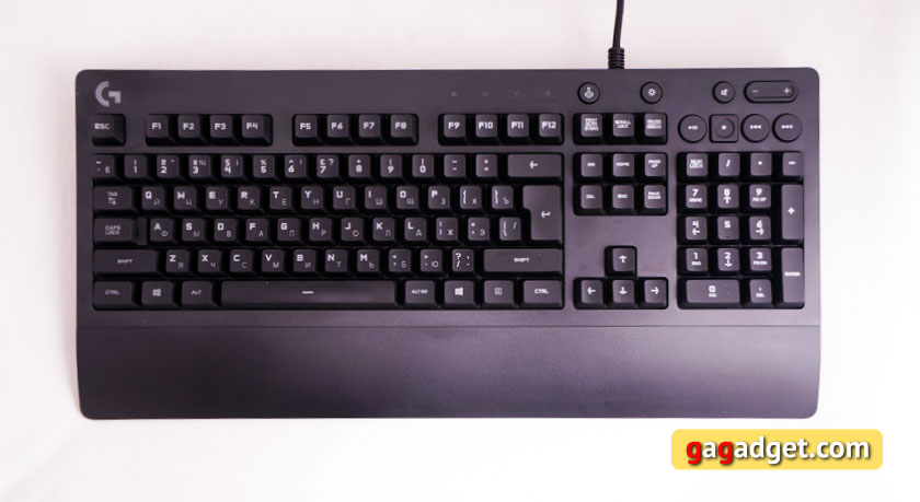Беглый обзор игровой мышки Logitech G403 Prodigy, клавиатуры G213 и гарнитуры G231-11