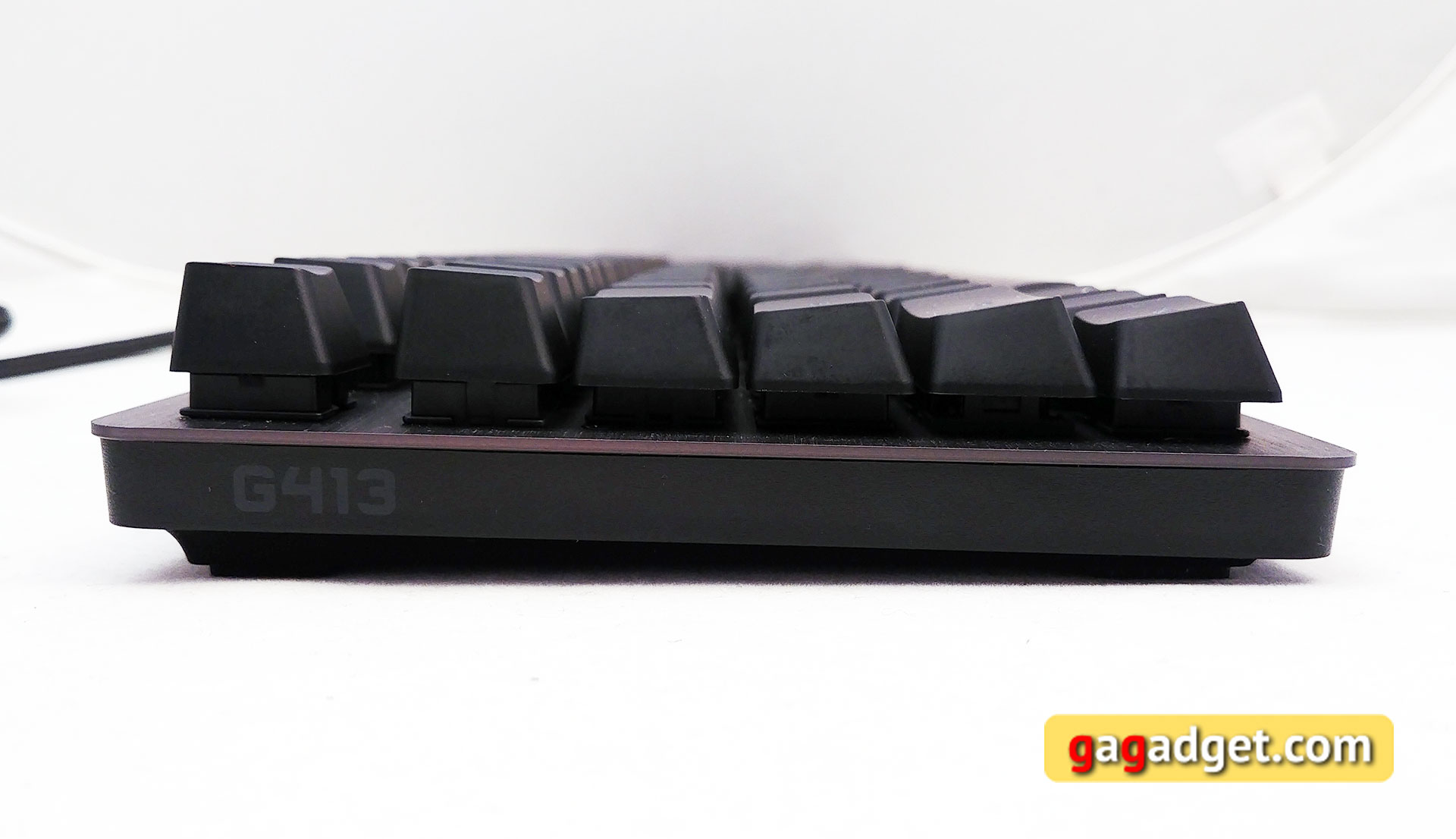 logitech-g413-carbon-12.jpg