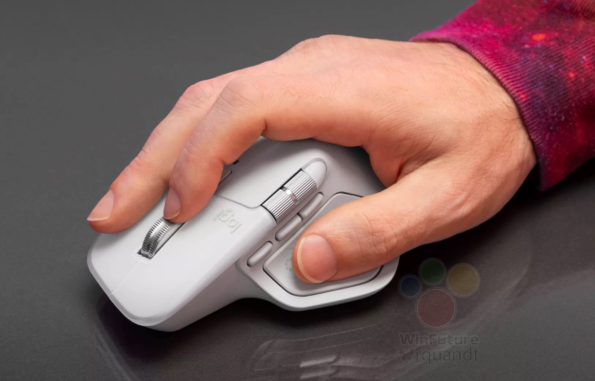Вигляд Logitech MX Master 4 збоку