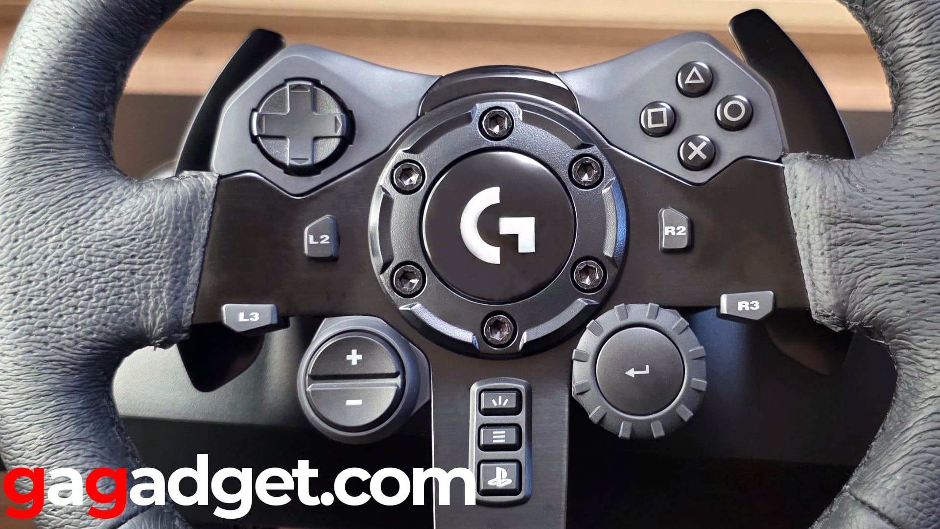 Logitech G923 Дизайн педалей