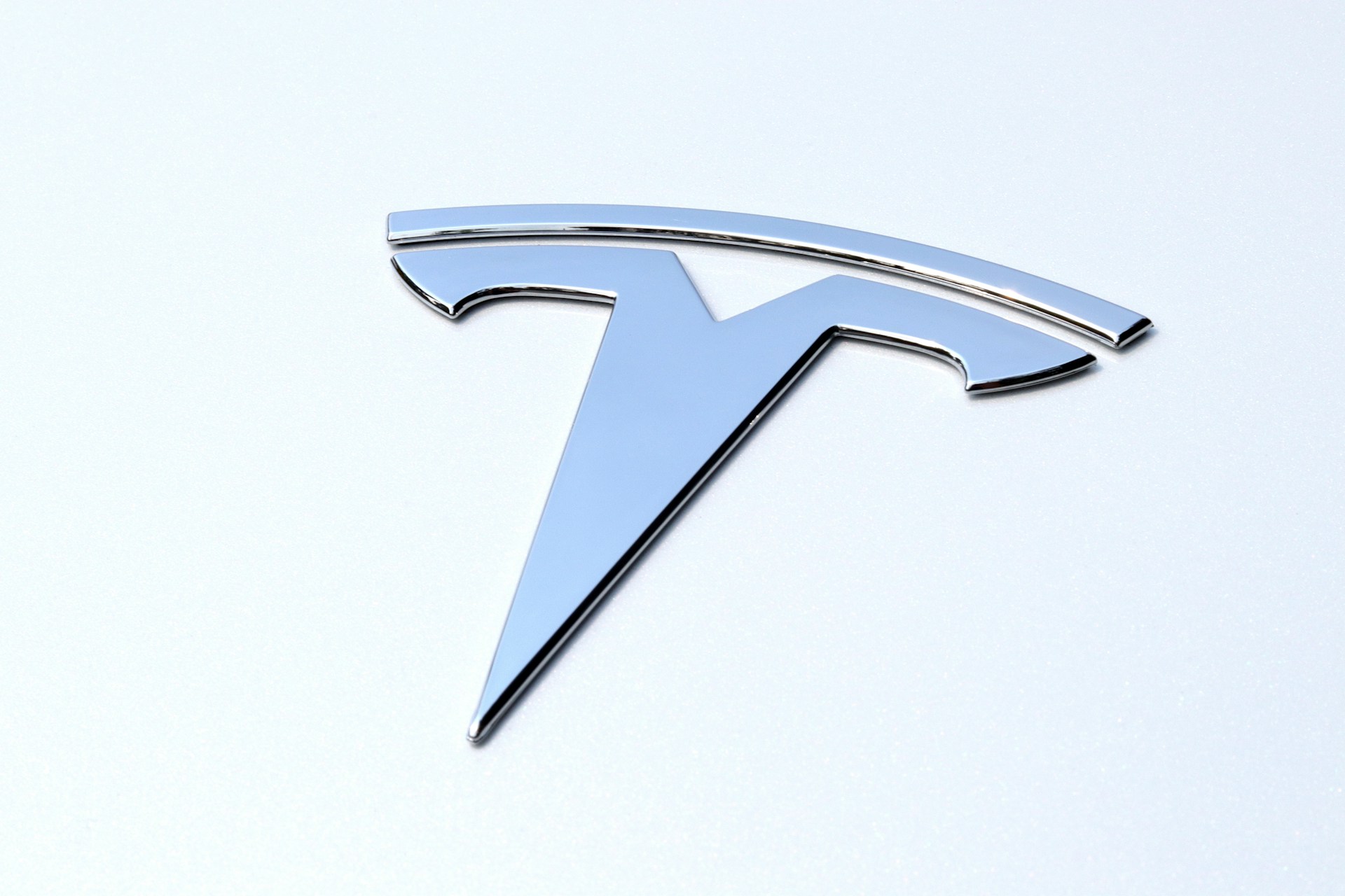 California authorities know nothing about Elon Musk's plans to launch robot taxis