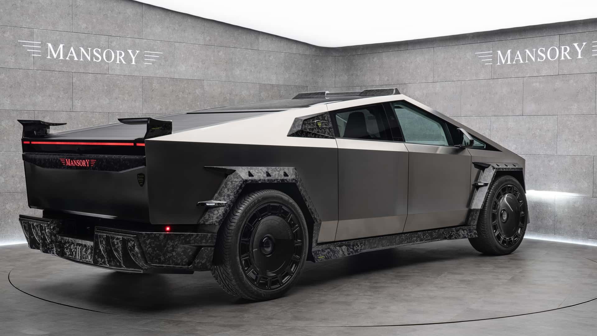 Mansory Elongation Tesla Cybertruck Vue arrière