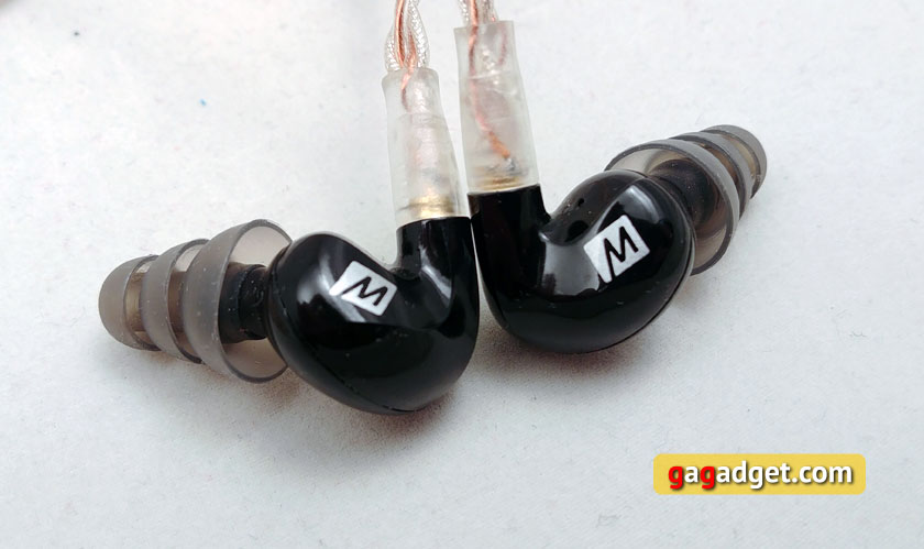 mee-audio-pinnacle-p2-06.jpg