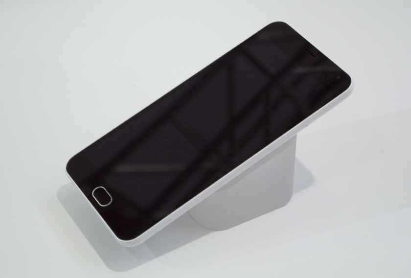 Смартфон-завоеватель: Meizu M2 Note своими глазами-7