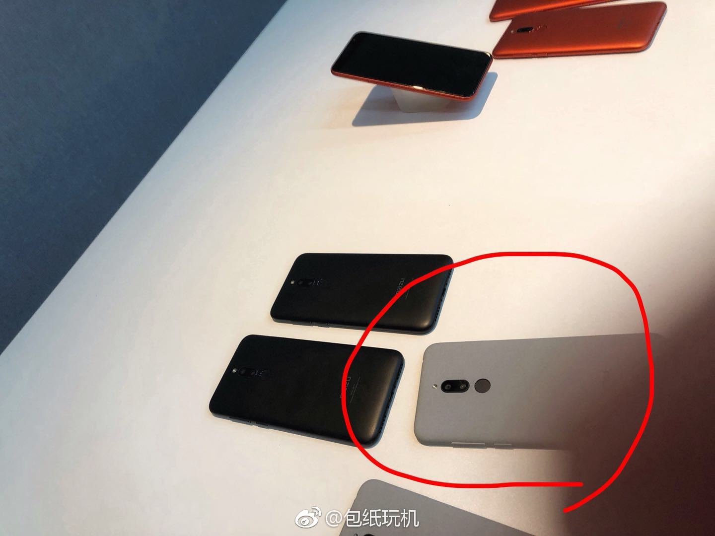 meizu-m8-m6t-photos-2.jpg