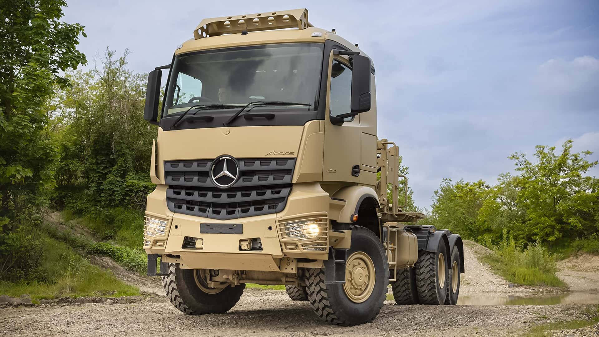 Mercedes-Benz Arocs 4042 AS 6x6, army truck