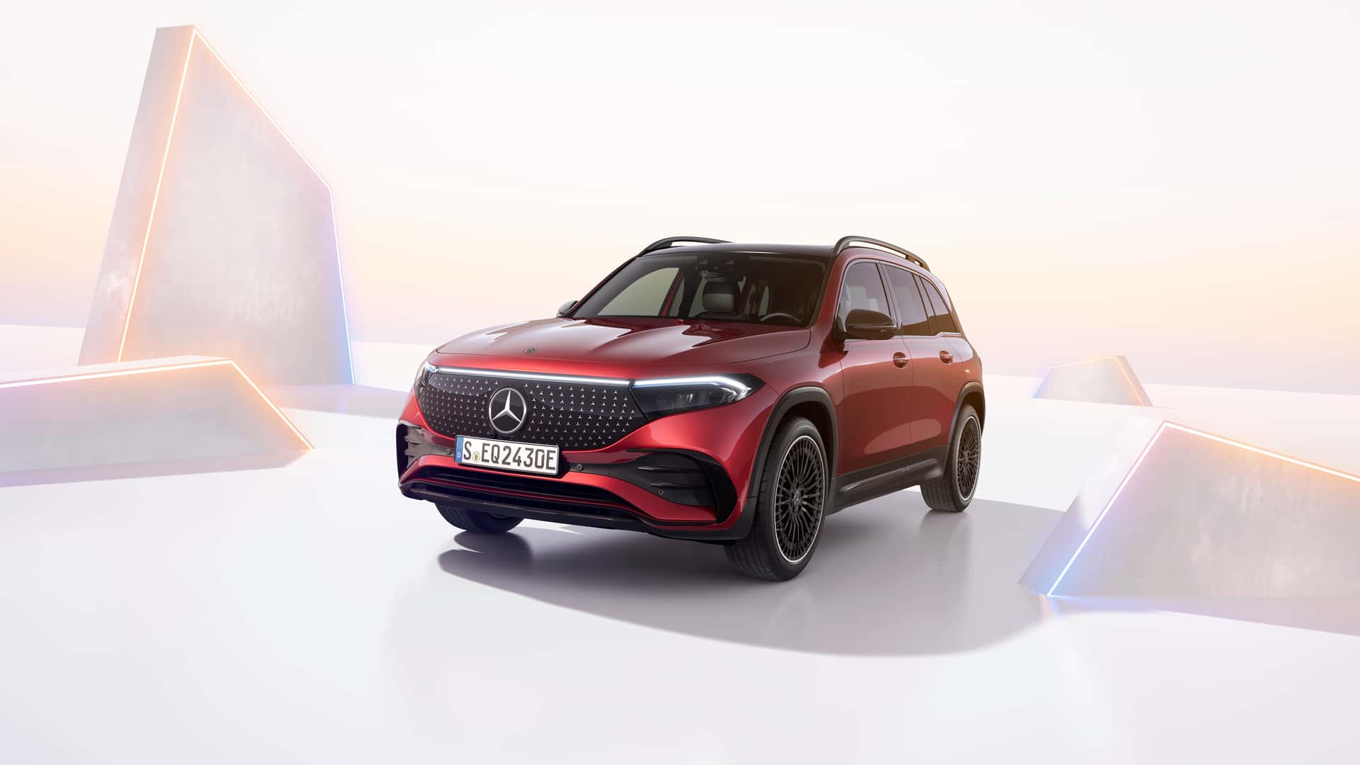 Mercedes-Benz EQB. Illustration