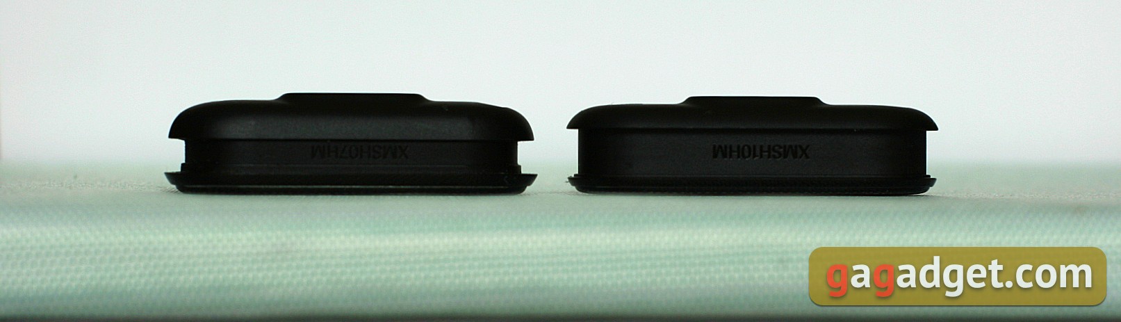 Xiaomi Mi Smart Band 4 and Mi Band 5 side by side
