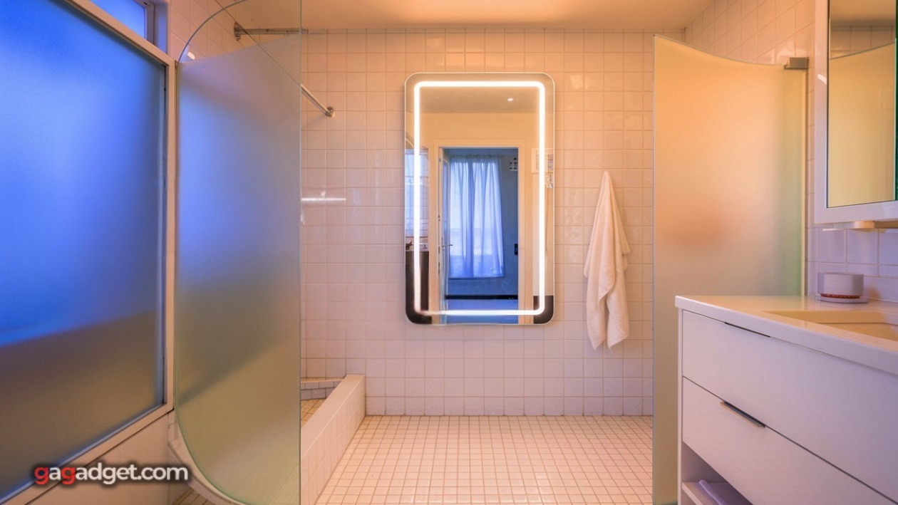 smart mirror alexa compatible