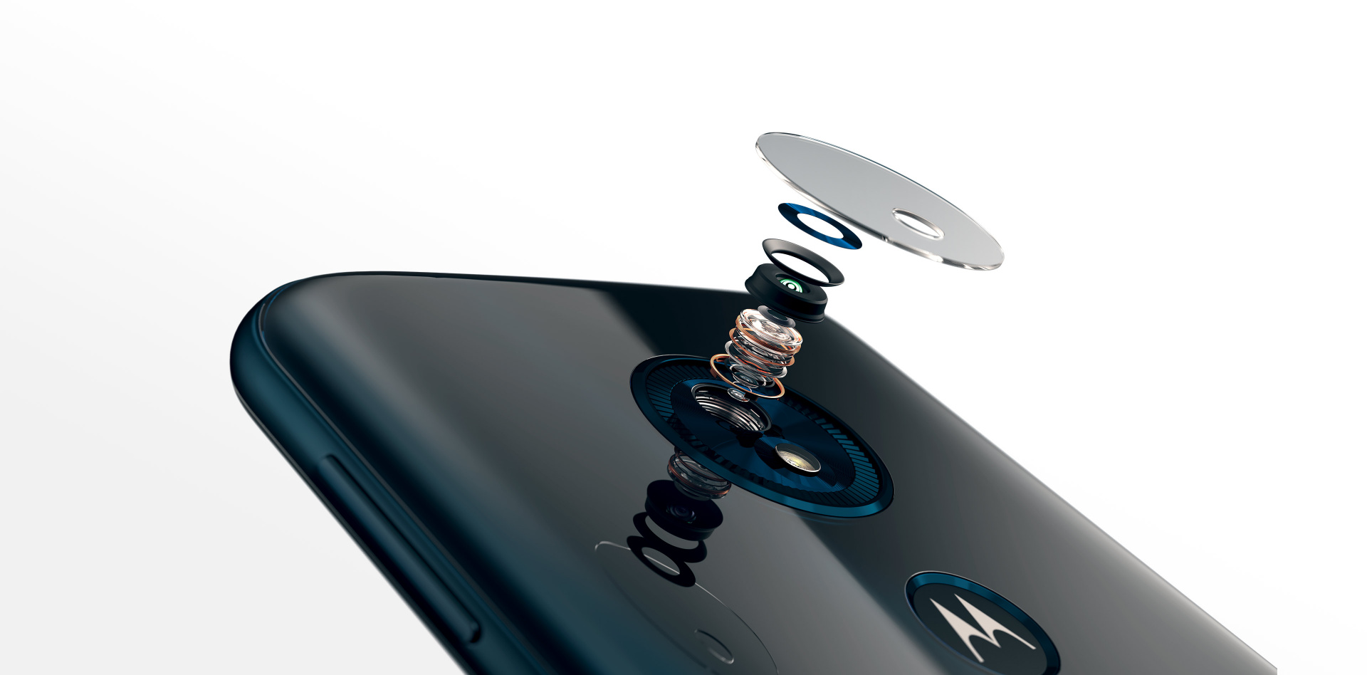 moto-g6play-pdp-fullbleedhalf-camera-d.jpg
