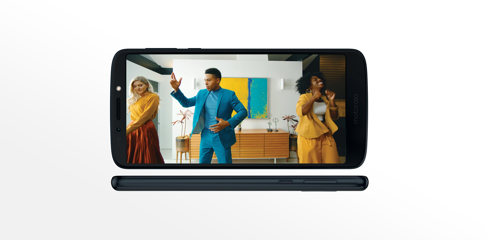 moto-g6play-pdp-fullbleedhalf-screen-d.jpg