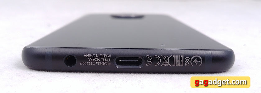 moto-x4-11.jpg