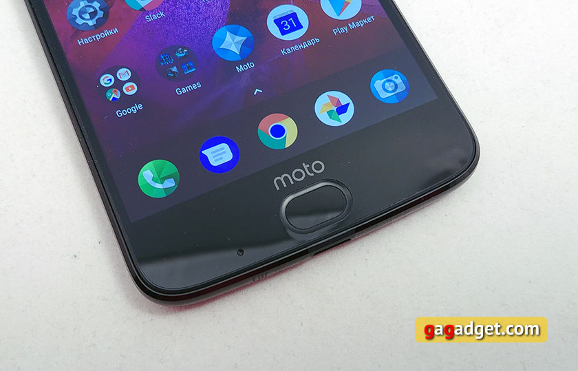 moto-z2-force-07.jpg