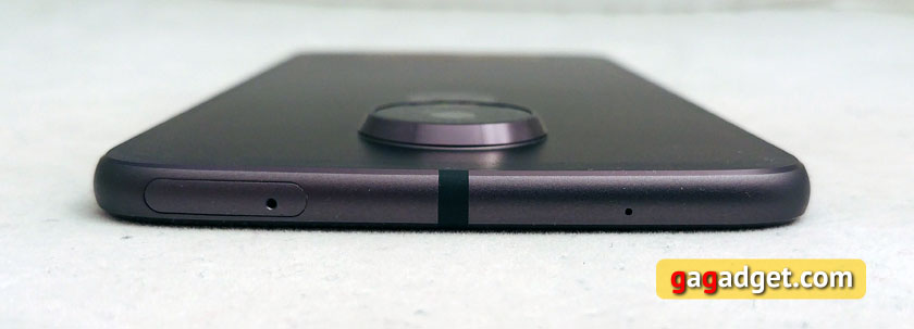 moto-z2-play-10.jpg