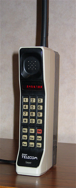 10 легендарных мобильных телефонов Motorola-13