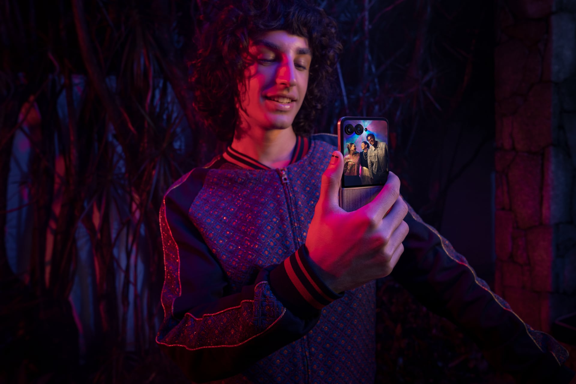 Motorola Razr 60 Ultra - Демо зйомки