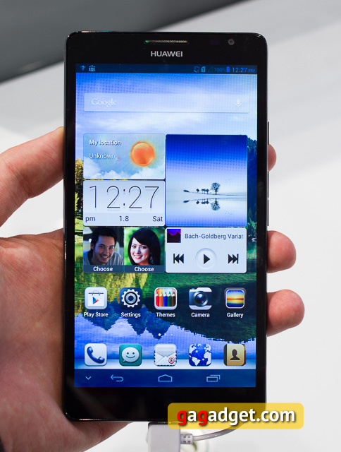 Стенд Huawei на MWC 2013 своими глазами-11