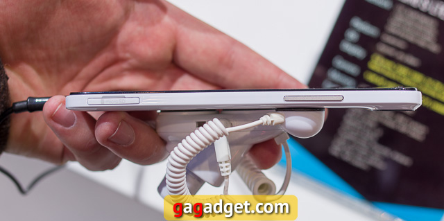 Стенд ZTE на MWC 2013 своими глазами-3