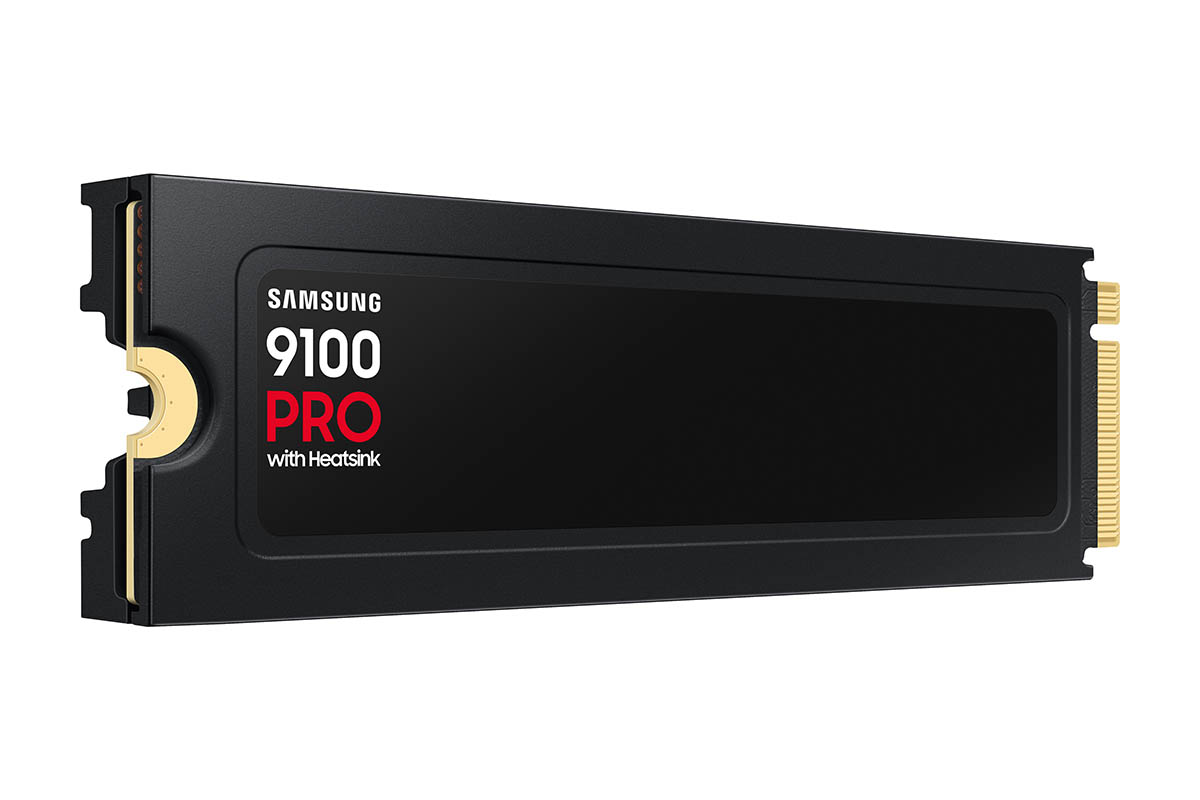Samsung 9100 Pro SSD with heatsink