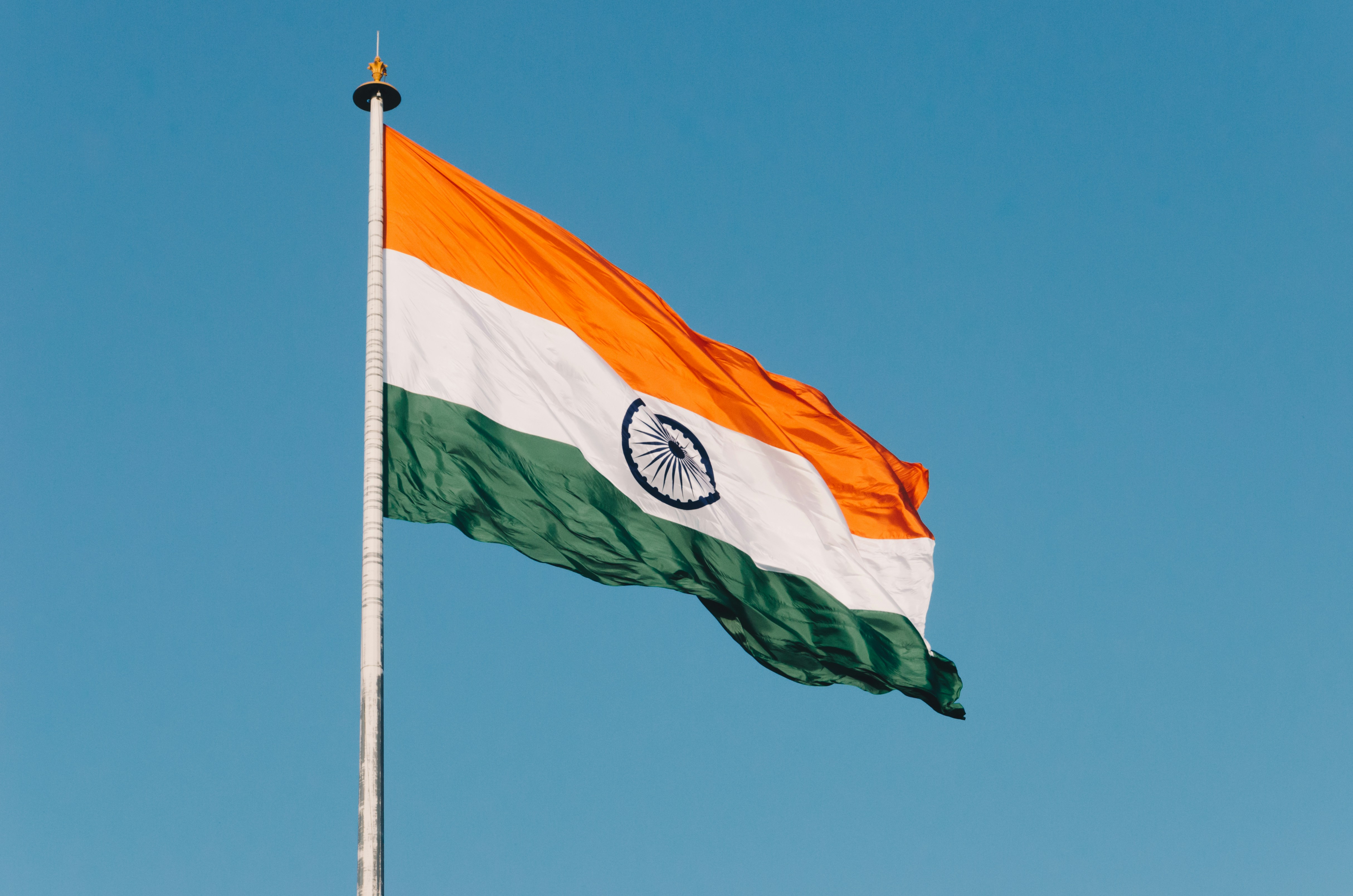 Des conseillers du Premier ministre indien ont appelé à une réglementation stricte de l'IA par crainte d'une "schizophrénie de masse".