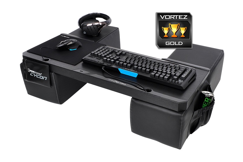 nerdytech couchmaster cycon award.jpg