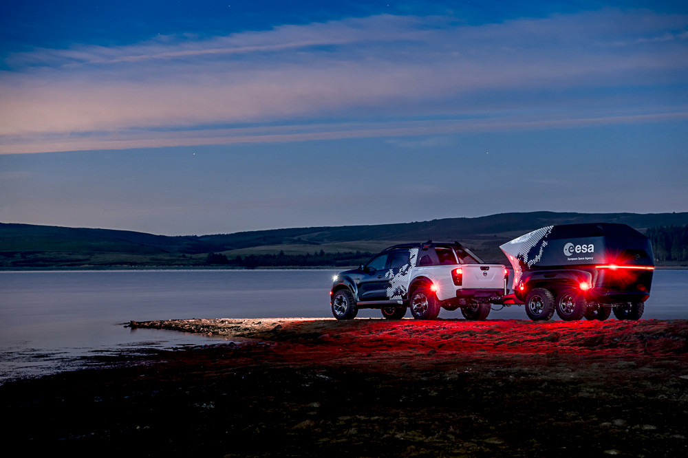 nissan-dark-sky-concept-esa-6.jpg