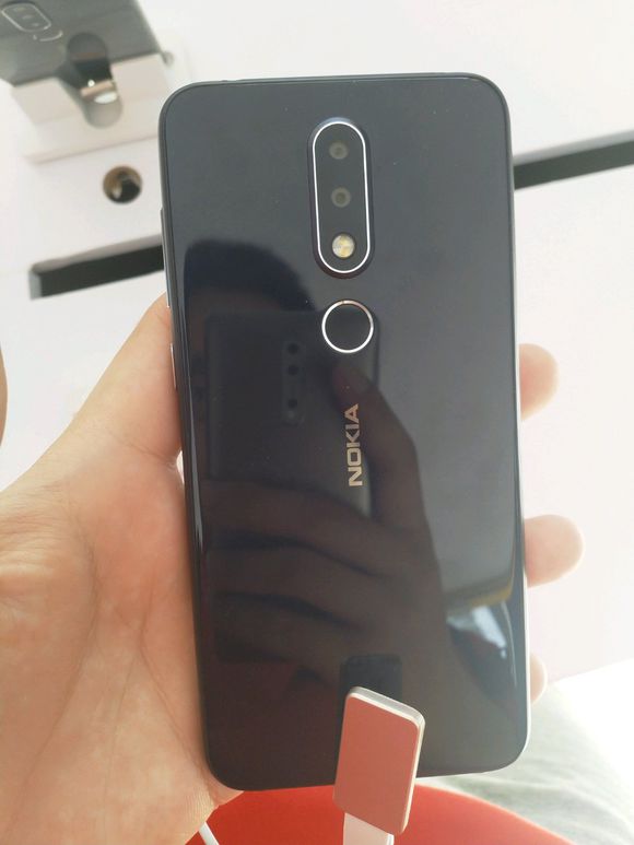 nokia-x-x6-china-4.jpg