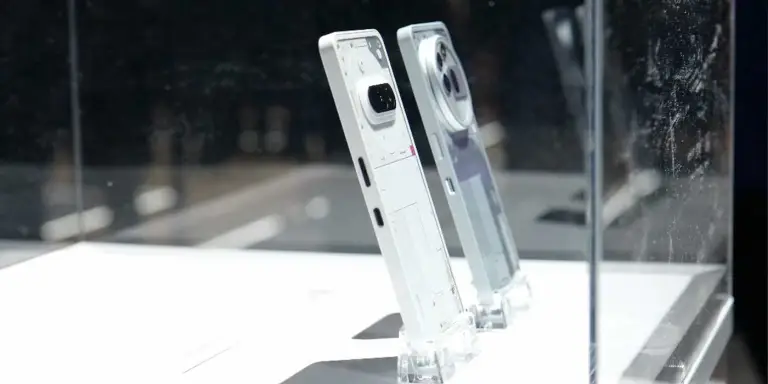 Nothing Phone 3a на MWC 2025