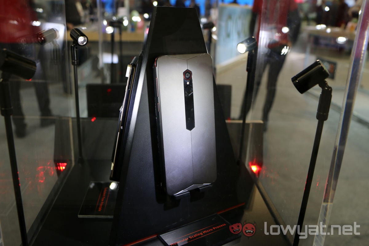 nubia-gamers-phone-fans-cooling-5.jpg