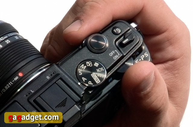Обзор компактной системной камеры Olympus PEN E-P5-18