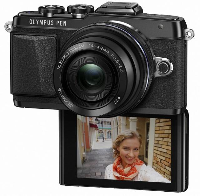 Беззеркальная камера Olympus PEN E-PL7 для страдающих селфиманией