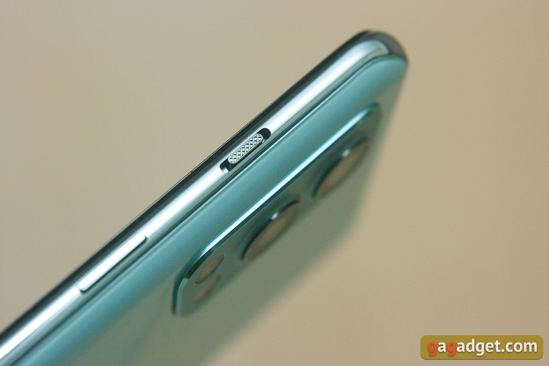 Огляд смартфона Oneplus Nord 2: зарядка за 35 хвилин і найкраща камера в своєму класі-16