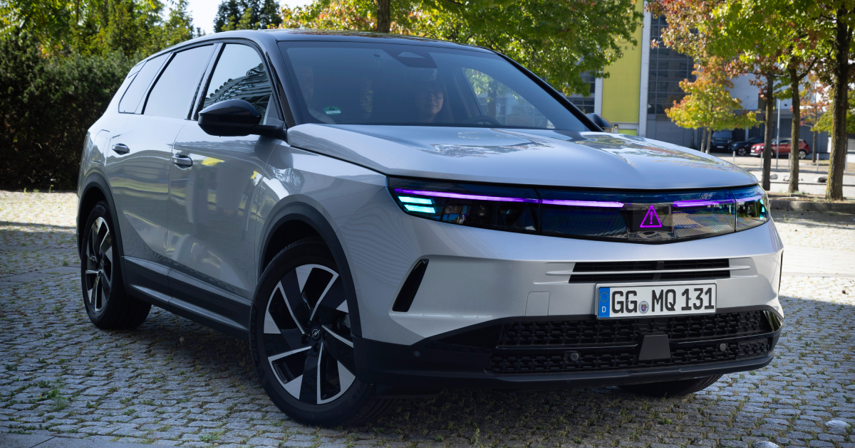 Concept Opel Grandland at the Automotive Lighting Symposium
