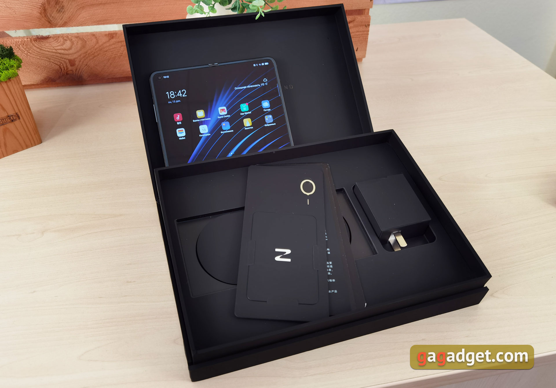 OPPO Find N Review: a Foldable Smartphone with Wrinkle-Free Display-4