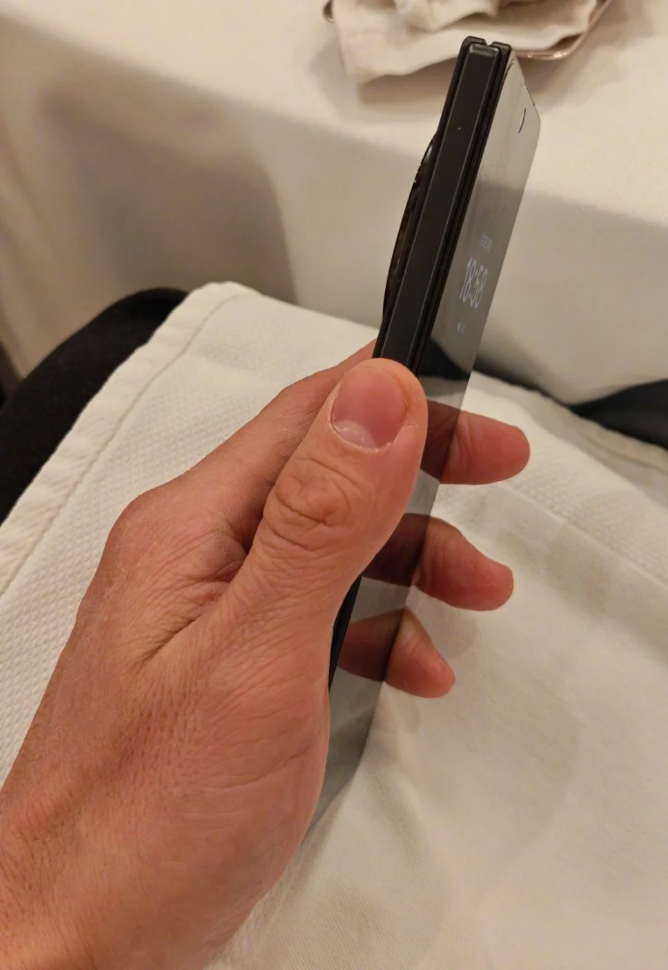 Oppo Find N5: зображення з заднього модуля камери