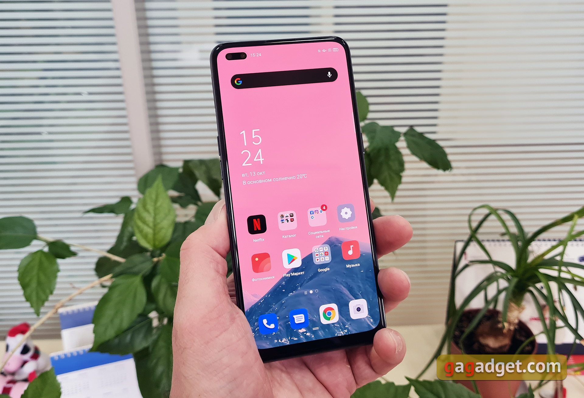 Обзор OPPO Reno4 Lite: шесть камер, AMOLED и сканер под экраном