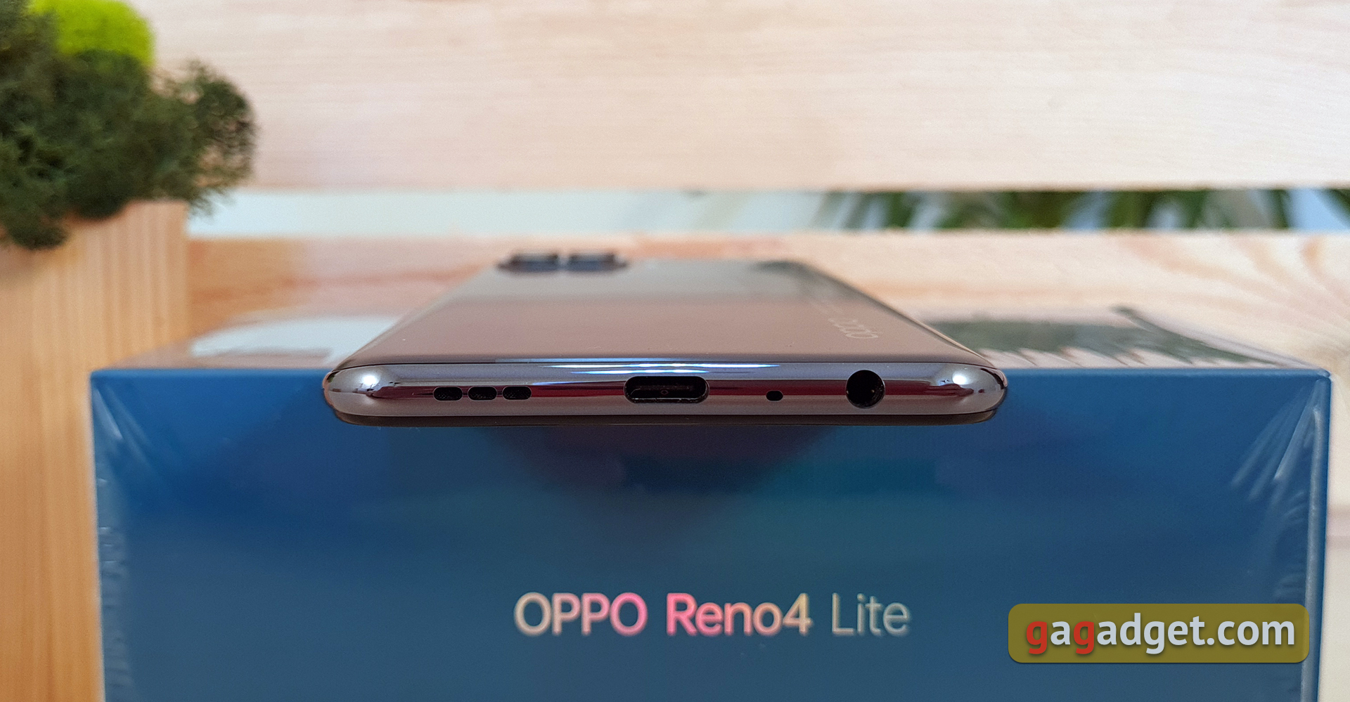 Обзор OPPO Reno4 Lite: шесть камер, AMOLED и сканер под экраном-12