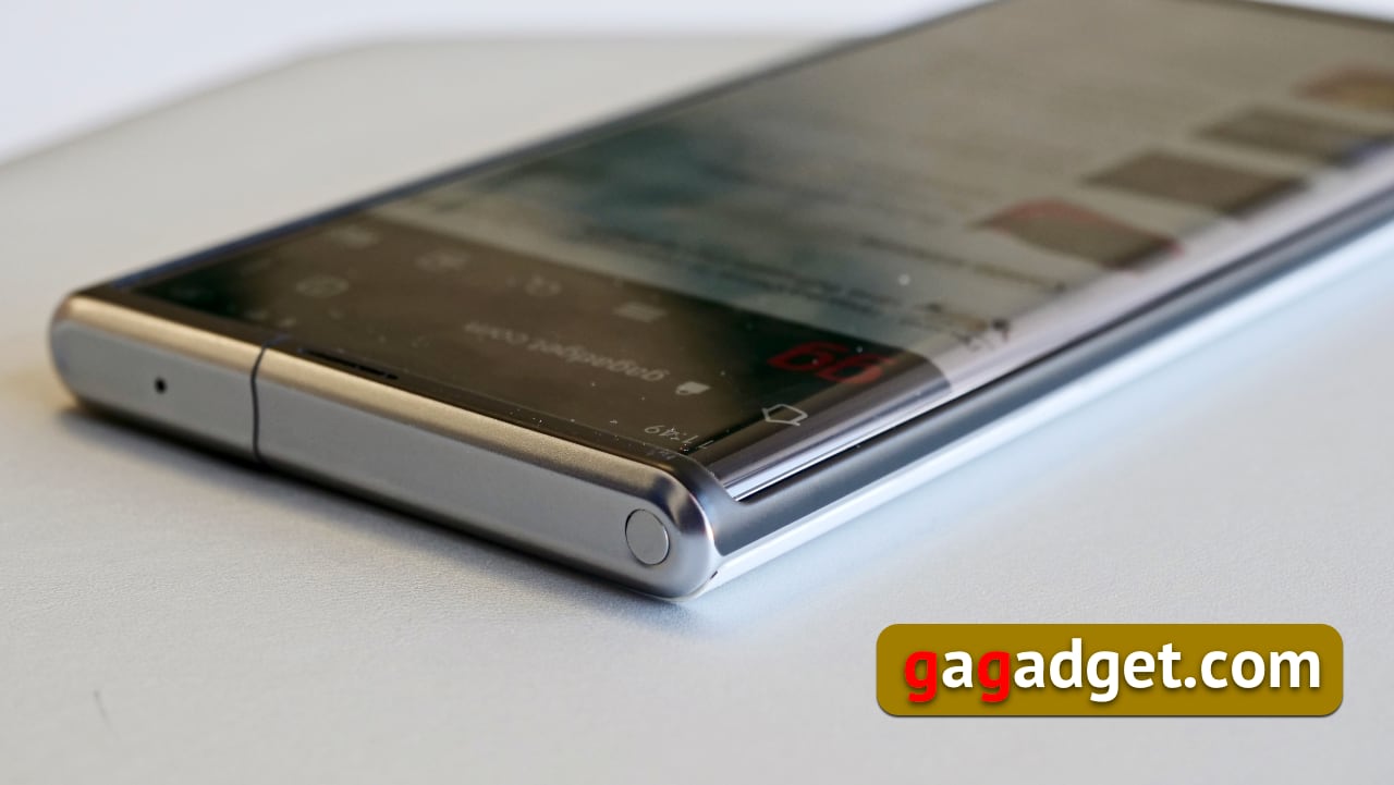 Comment OPPO a réinventé le facteur de forme des smartphones avec un écran flexible (exemples tirés du prototype OPPO X 2021)-7