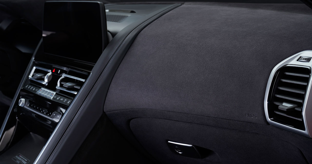 BMW M850i Edition M Heritage with personalised trim