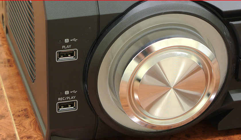 Один центнер и три киловатта. Обзор Panasonic SC-MAX770-4
