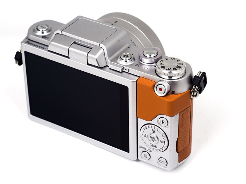 Селфи в стиле ретро. Обзор Panasonic Lumix GF7-3