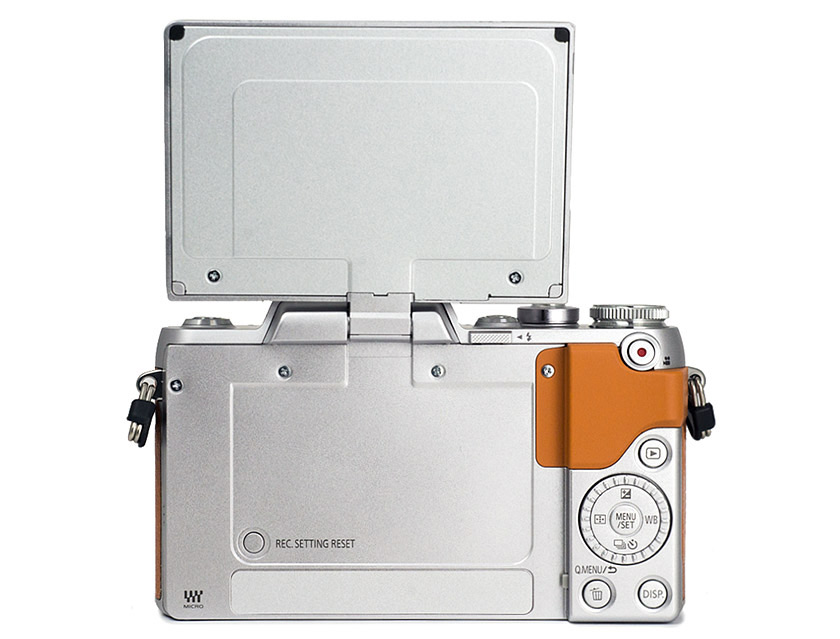 Селфи в стиле ретро. Обзор Panasonic Lumix GF7-5