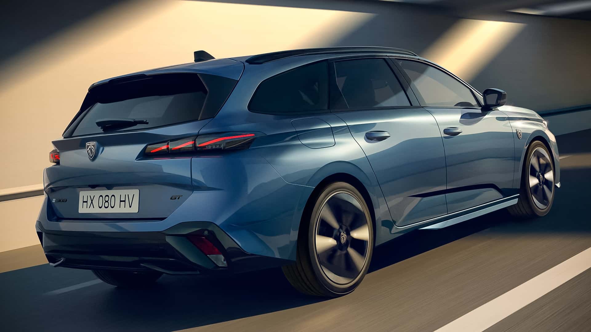 Peugeot 308 SW in urban conditions
