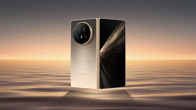 Honor Magic V5 in Ivory