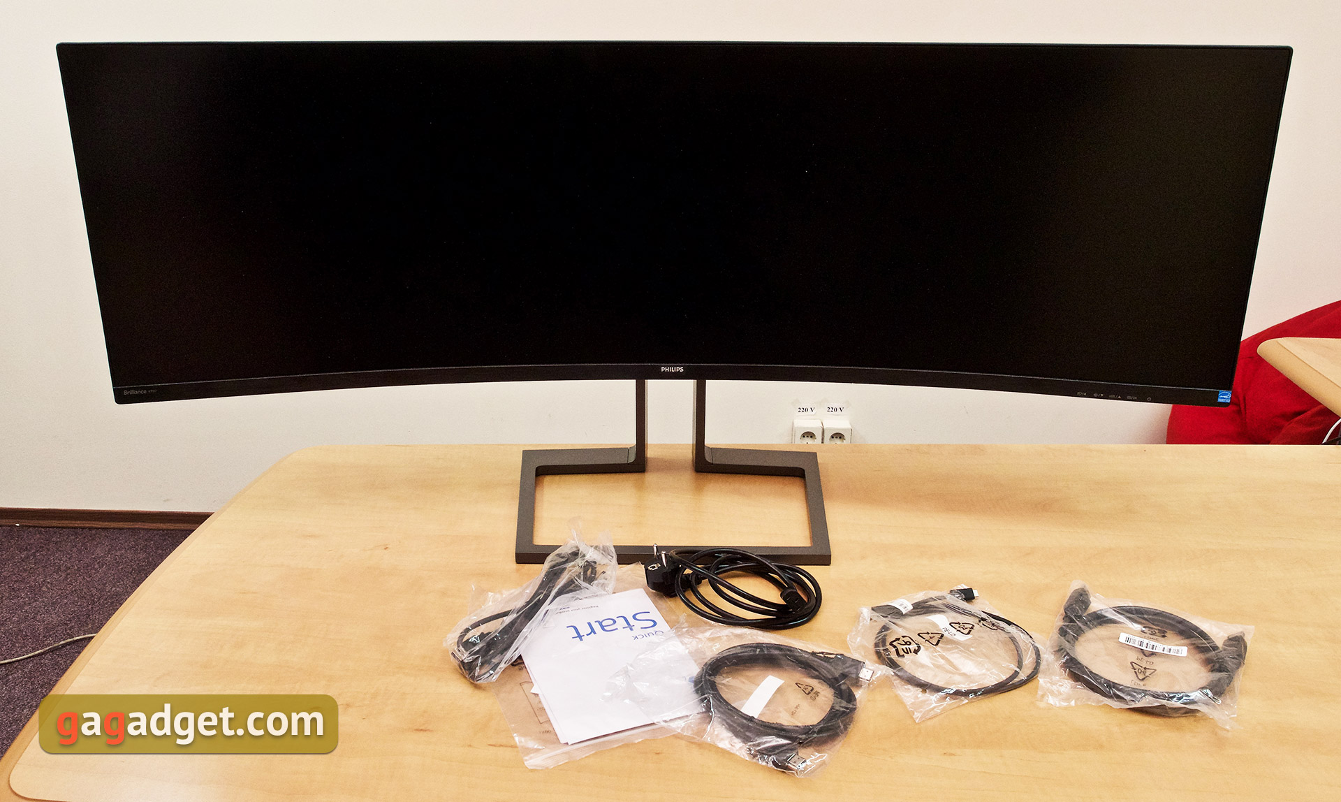 Обзор Philips Brilliance 499P9H: 49-дюймовый монитор-авианосец-3