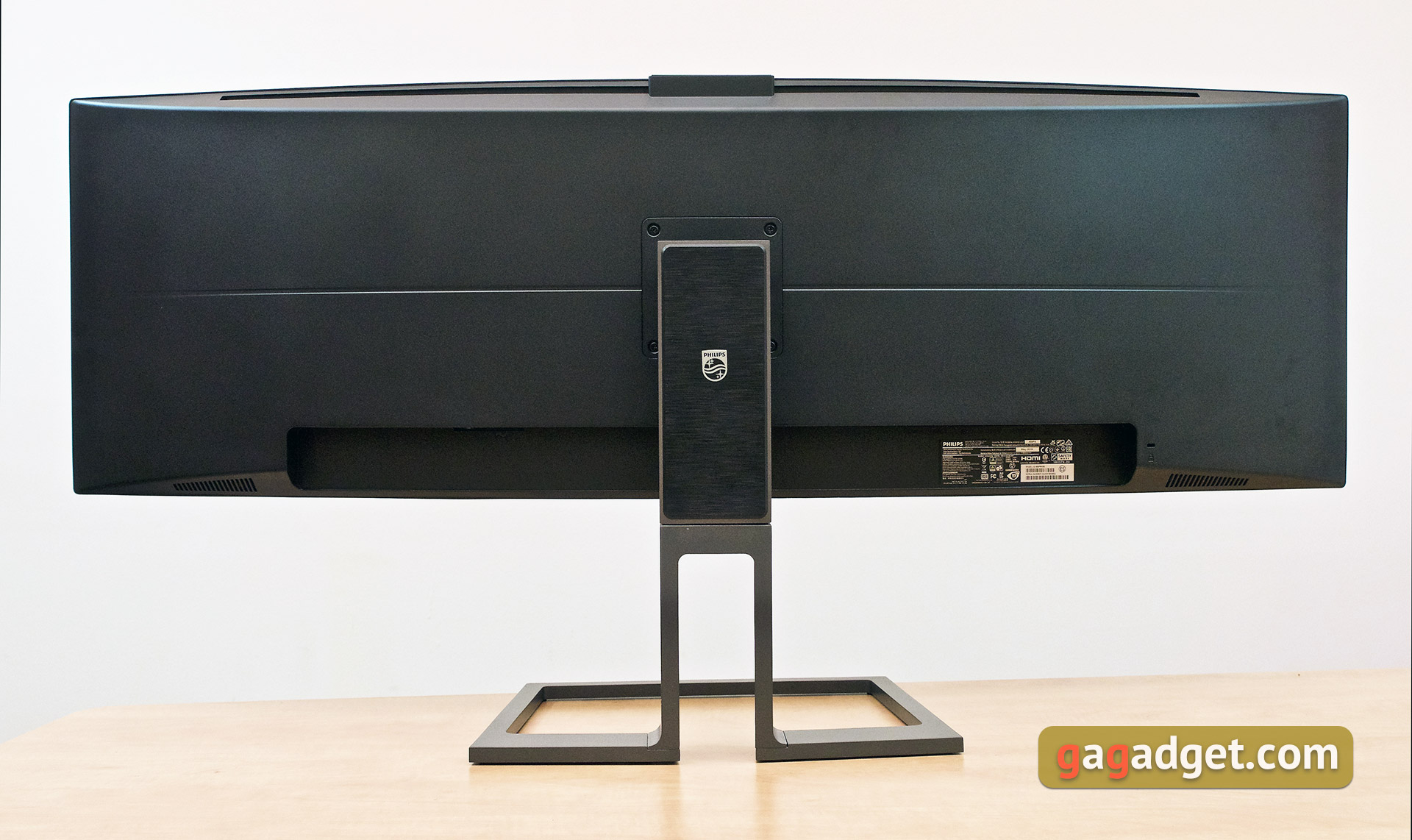 Обзор Philips Brilliance 499P9H: 49-дюймовый монитор-авианосец-15